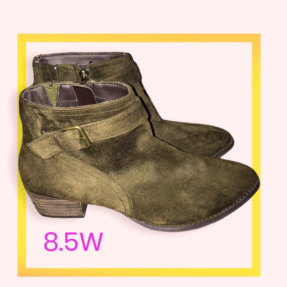 Booties Size 8.5W (Plus Size)